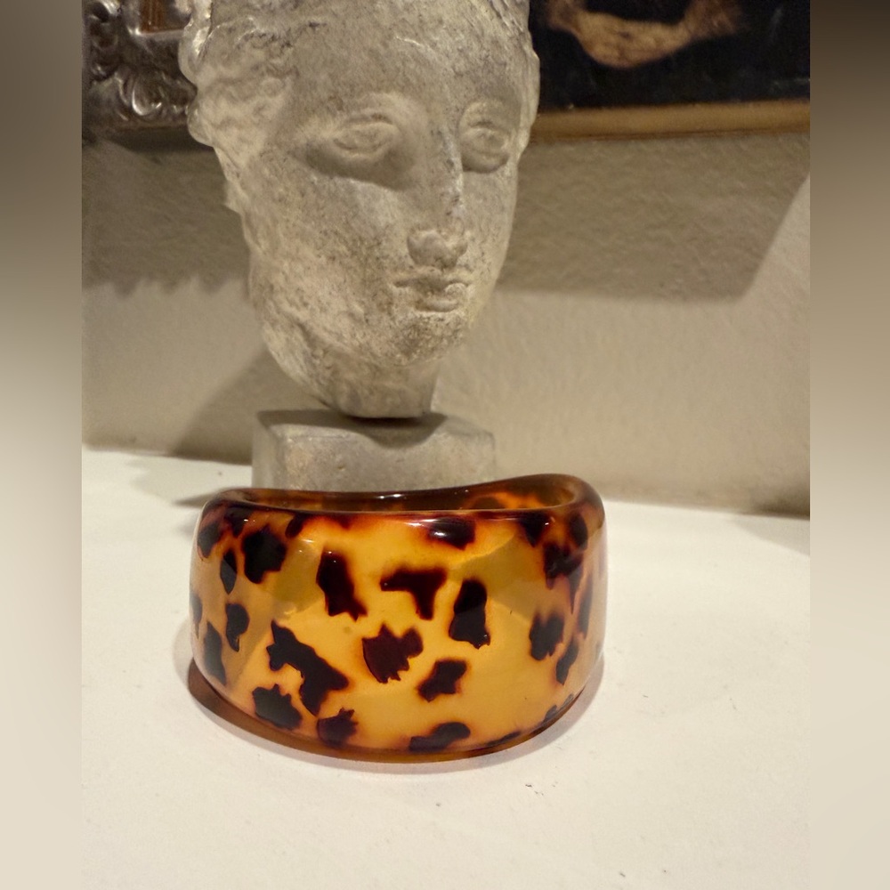 Vintage Lucite Chunky Bangle – Asymmetric‎ tortoise leopard  Print